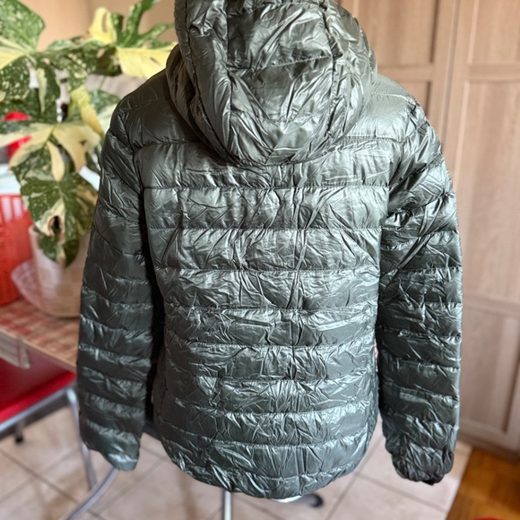 Roots down packable Jacket new with tags - Picture 2 of 7